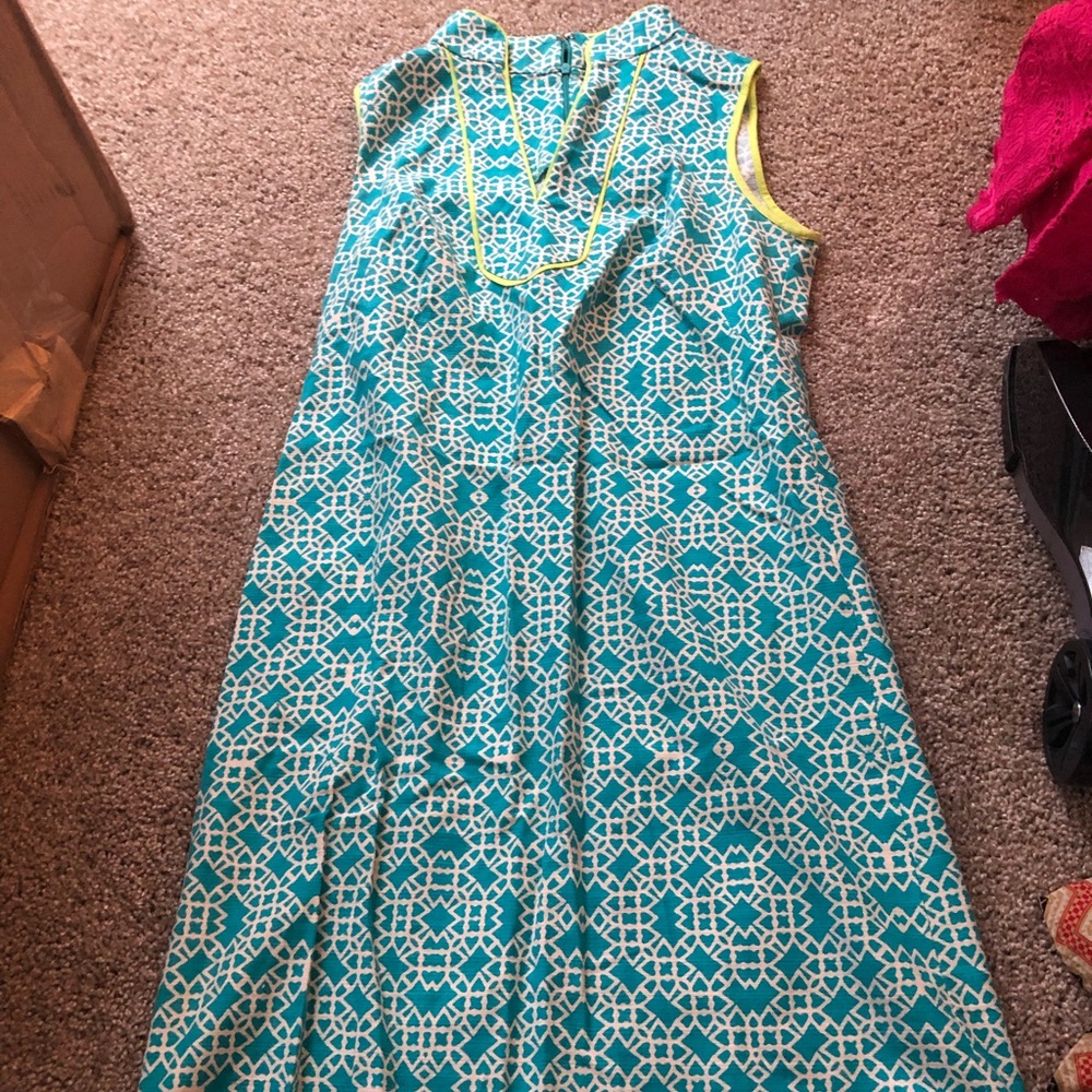 Eliza J Bold Dress Size 4